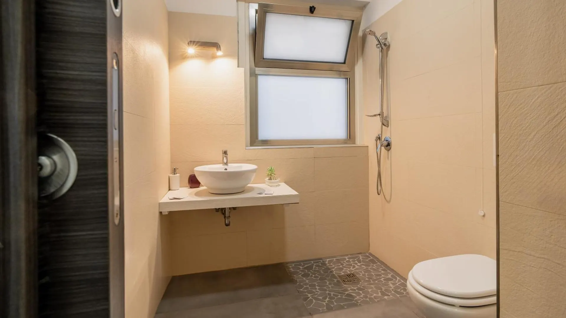 Residence Palazzo Dei Delfini By Receptio Catania Apartman