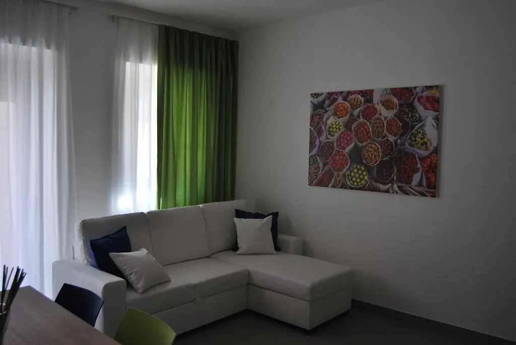 Apartman Residence Palazzo Dei Delfini By Receptio Catania