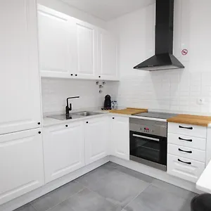 apartamento-moderno-perto-do-areeiro.hotels-lisbon-portugal.com/