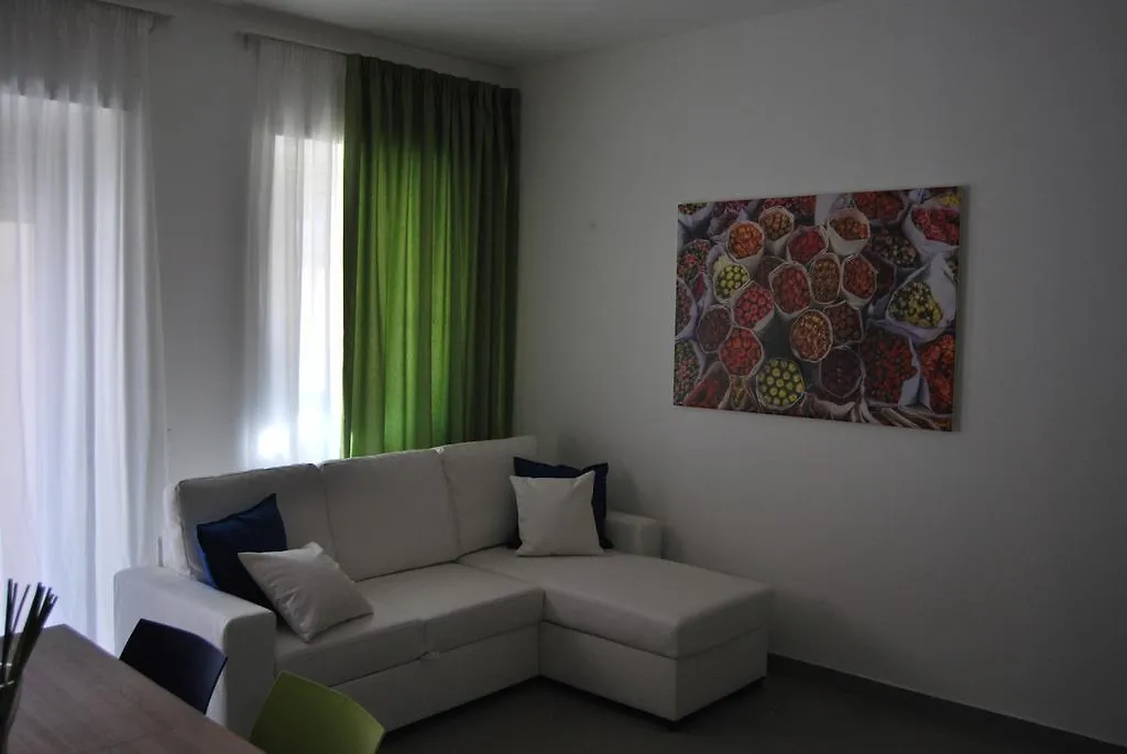 Residence Palazzo Dei Delfini By Receptio Catania Apartment